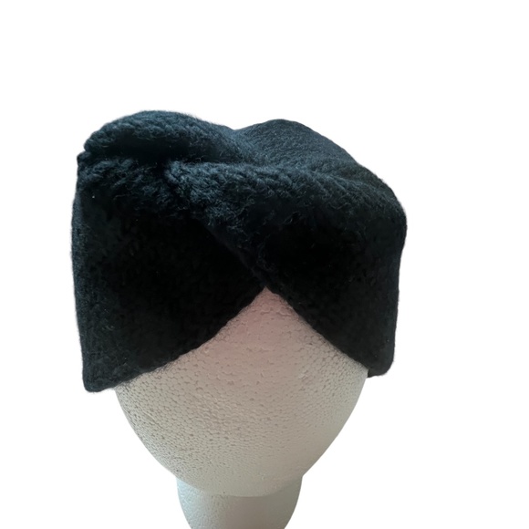 Lululemon belt bag NWT Black 2L and wool twist ear warmer - Picture 2 of 5